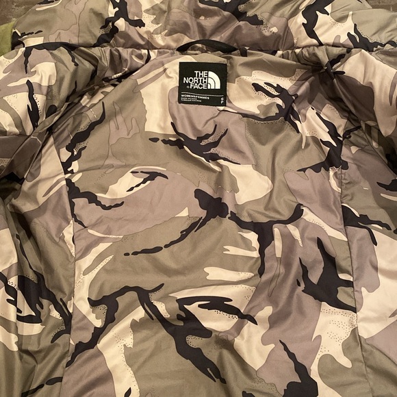 The North Face jacket - Picture 9 of 13